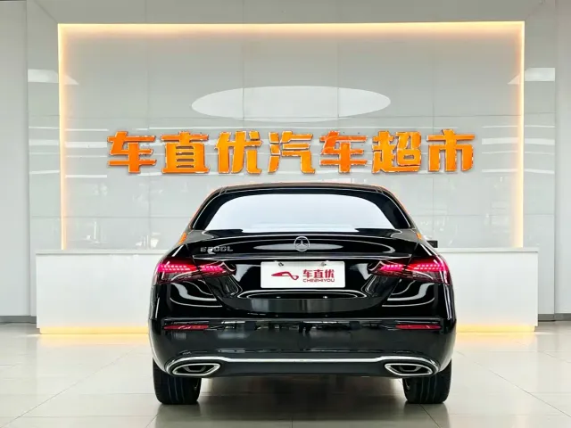 Mercedes-Benz E-Class — Фото автомобиля 6
