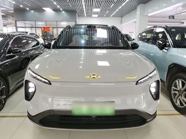 Nio ES6 — Фото автомобиля 2