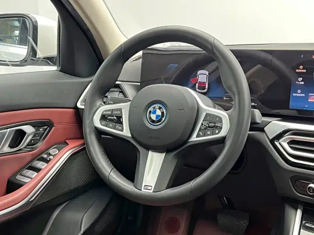 BMW i3 — Фото автомобиля 19