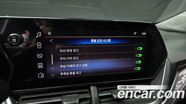 ChevroletGMDaewoo Trax Trax Кроссовер — Фото автомобиля 16