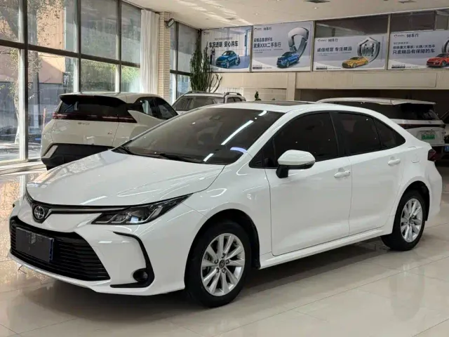 Фотография автомобиля — Toyota Corolla