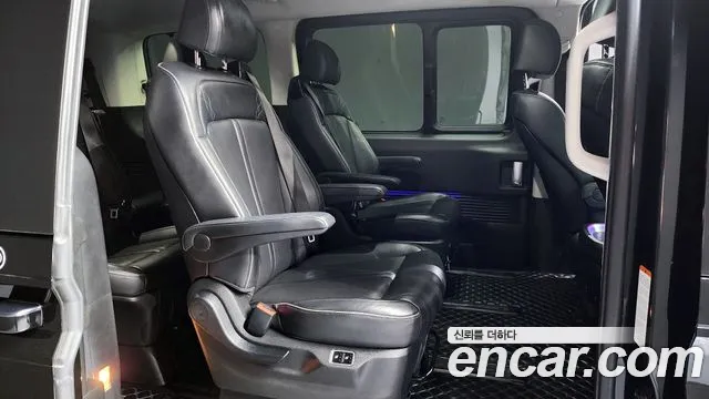 Hyundai Staria Staria Lounge 9 мест — Фото автомобиля 10