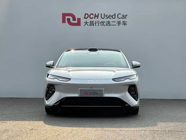 BYD Seal 08 — Фото автомобиля 2