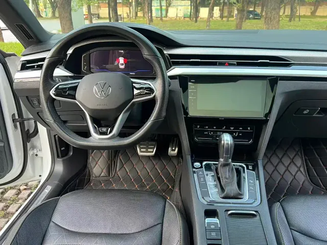 Volkswagen CC — Фото автомобиля 9