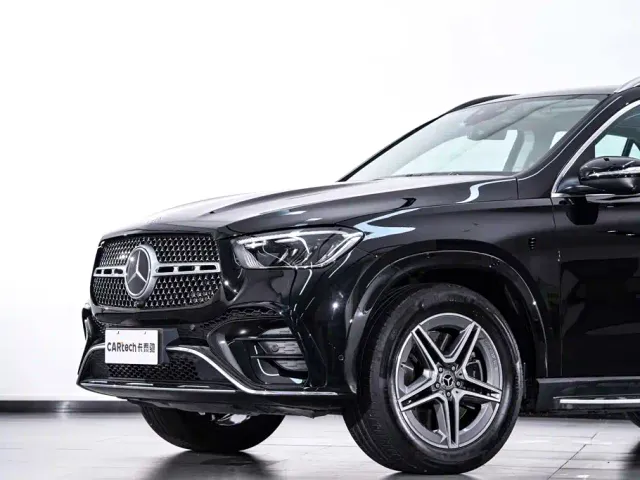 Mercedes-Benz GLE-Class — Фото автомобиля 5