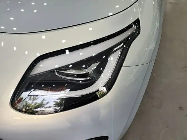 GAC Aion UT — Фото автомобиля 23