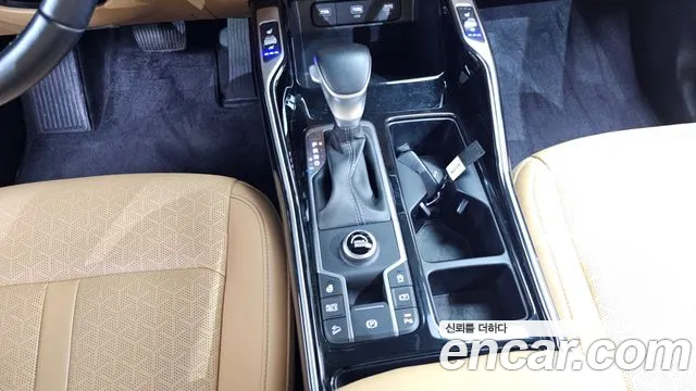 Kia Sorento Sorento 4-е поколение Дизель 2.2 2WD — Фото автомобиля 9