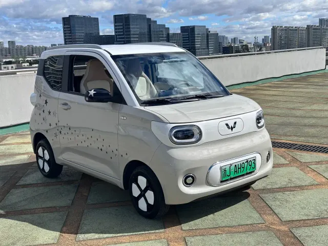 Wuling Hongguang Mini EV — Фото автомобиля 10