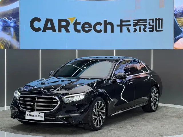 Фотография автомобиля — Mercedes-Benz E-Class