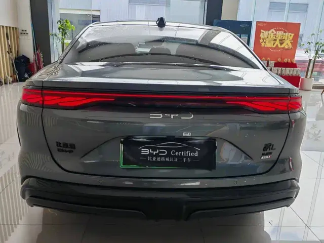 BYD Han L — Фото автомобиля 6