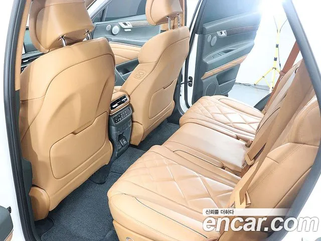 Genesis GV80 — Фото автомобиля 12