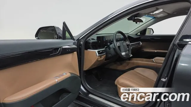 Hyundai Grandeur GN7 — Фото автомобиля 10
