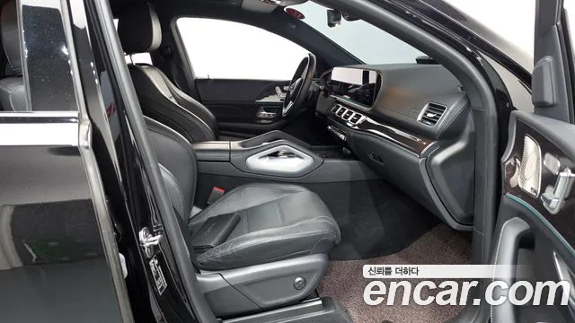 Mercedes-Benz GLE-Class — Фото автомобиля 16