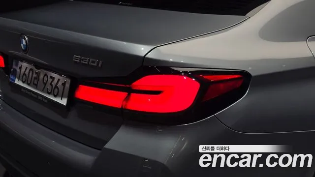 BMW 5 Series G30 — Фото автомобиля 8