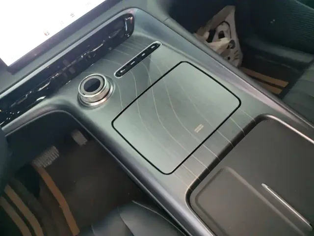 Geely Galaxy E5 — Фото автомобиля 8