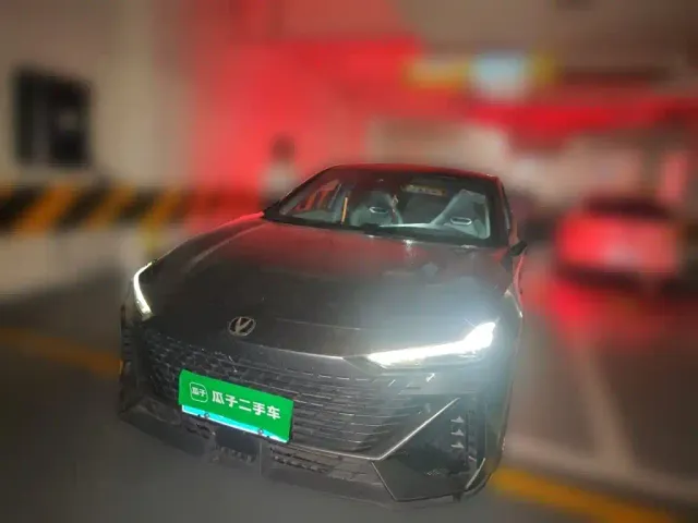 Фотография автомобиля — Changan UNI-V