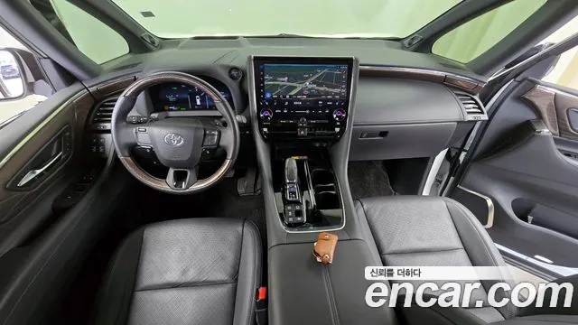 Toyota Alphard — Фото автомобиля 7