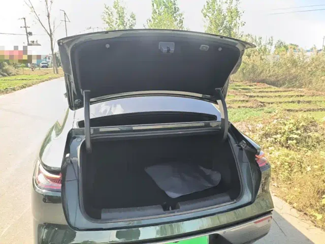 Geely Galaxy Xingyao 8 — Фото автомобиля 18