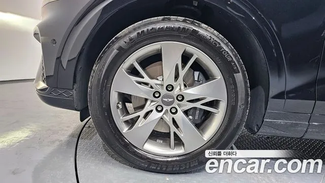Genesis GV70 2.5T Бензин 2WD — Фото автомобиля 5