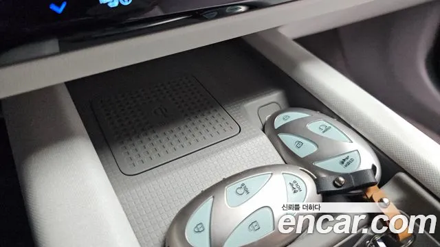 Hyundai Ioniq 6 — Фото автомобиля 30