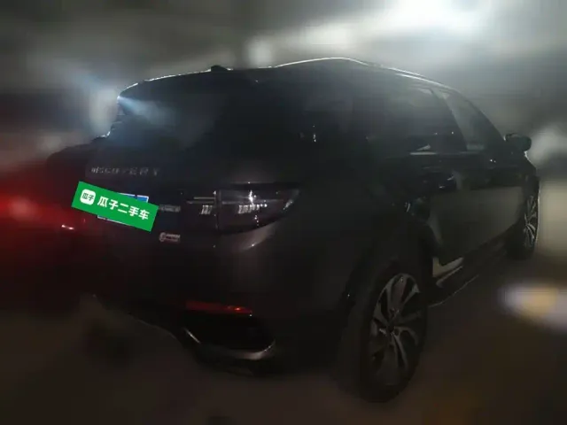 Land Rover Discovery Sport — Фото автомобиля 4