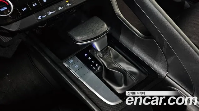 Hyundai AVANTE — Фото автомобиля 9