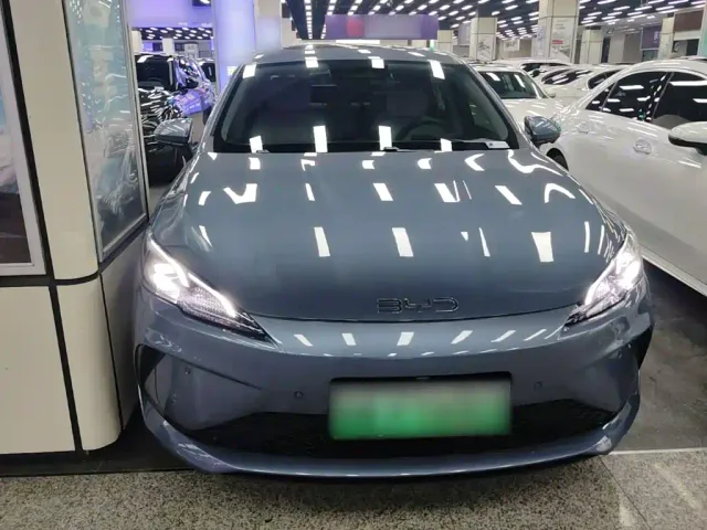BYD Seal 05 DM-i — Фото автомобиля 2