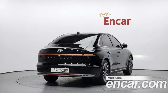 Hyundai Grandeur Grandeur (GN7) 2.5 Бензин 2WD — Фото автомобиля 4