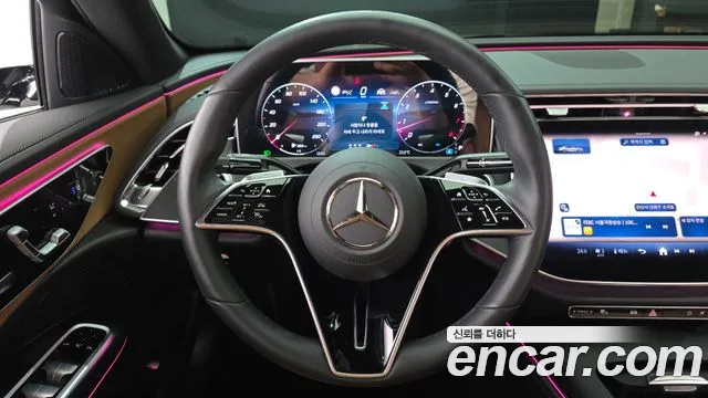 Mercedes-Benz E-Class — Фото автомобиля 13