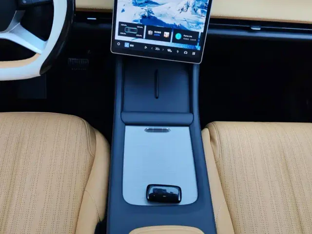 Geely Galaxy L7 — Фото автомобиля 16