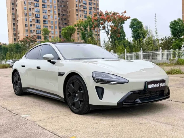 Xiaomi SU7 — Фото автомобиля 2