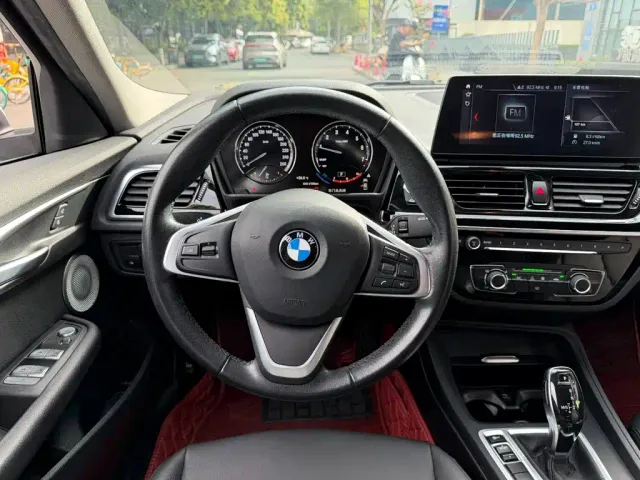 BMW 1 Series — Фото автомобиля 14
