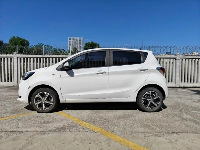 Changan Benben E-Star — Фото автомобиля 4