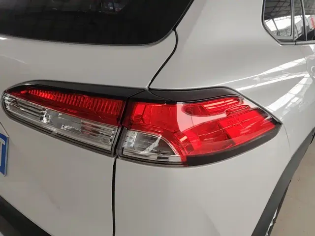 Toyota Corolla Cross — Фото автомобиля 7