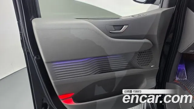 Hyundai Staria — Фото автомобиля 14