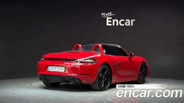 Porsche 718 — Фото автомобиля 2