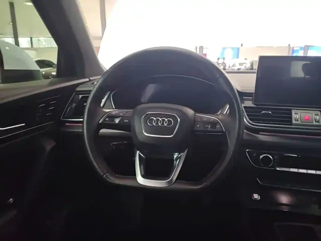 Audi Q5L Sportback — Фото автомобиля 10