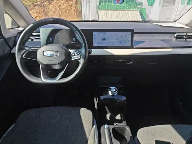 Geely Geometry E Firefly — Фото автомобиля 9
