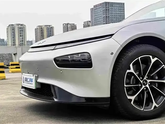 Xpeng P7 — Фото автомобиля 8