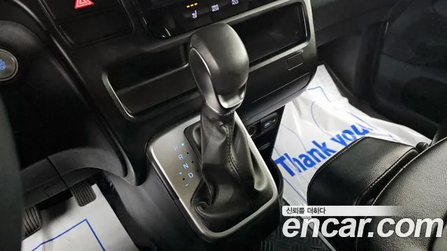 Hyundai Staria Staria Tourer 11 мест — Фото автомобиля 9