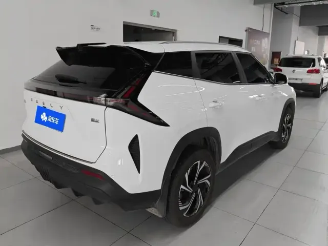 Geely Boyue — Фото автомобиля 3