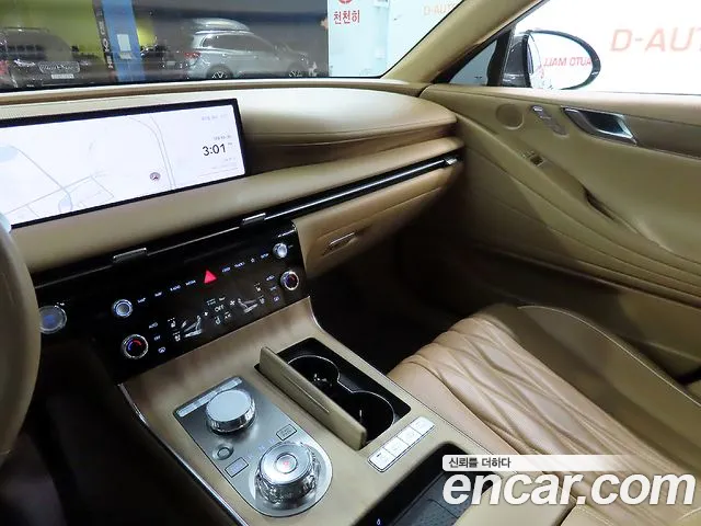Genesis G80 Бензин 2.5 турбо AWD — Фото автомобиля 11