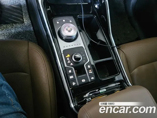 Kia Sorento — Фото автомобиля 10