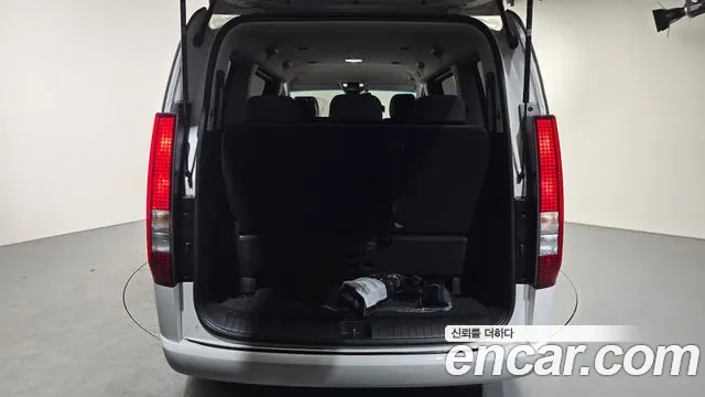 Hyundai Staria Staria Tourer 11 мест — Фото автомобиля 14