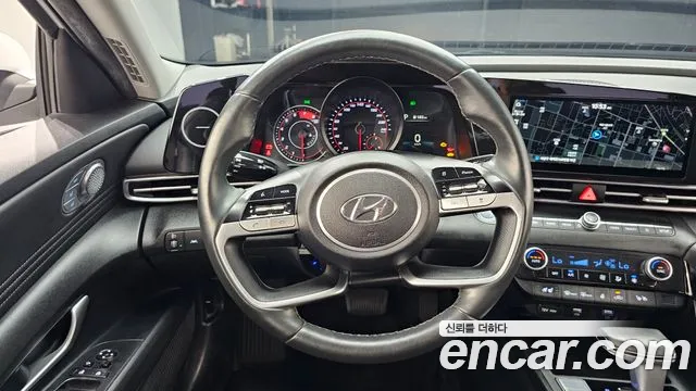Hyundai AVANTE Avante (CN7) — Фото автомобиля 13