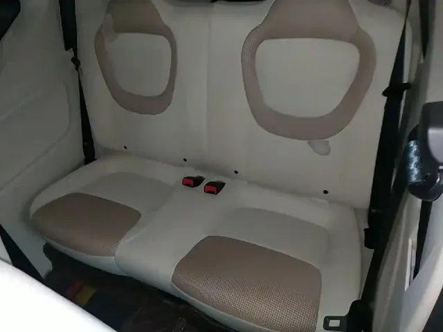 Wuling Hongguang Mini EV — Фото автомобиля 16