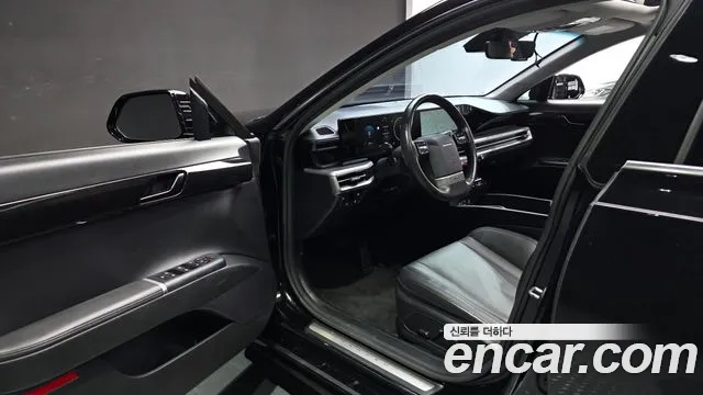 Hyundai Grandeur GN7 — Фото автомобиля 10