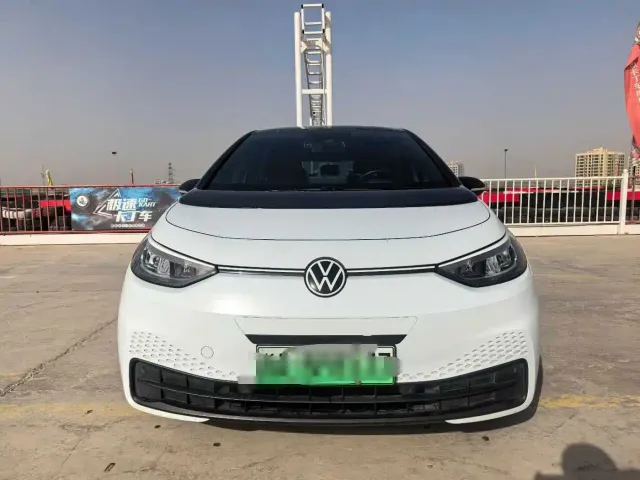 Volkswagen ID.3 — Фото автомобиля 2