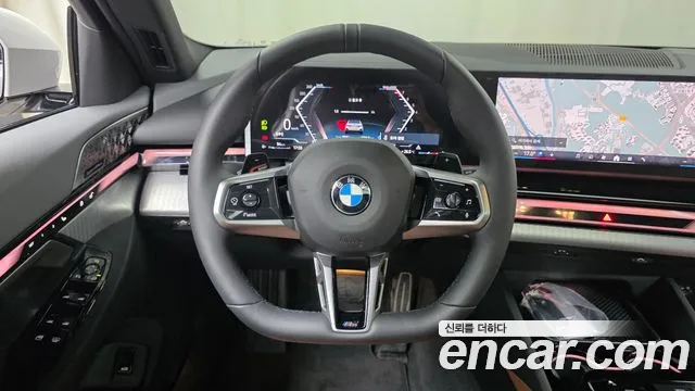 BMW 5-Series 5 серия (G60) 530i xDrive M Sport Pro Special Edition — Фото автомобиля 12