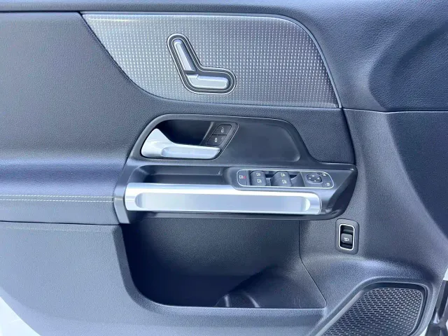 Mercedes-Benz GLB-Class — Фото автомобиля 9
